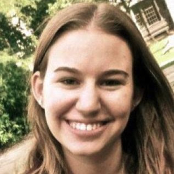 Meet your Posher, Lyndsay - Picture 1 of 1